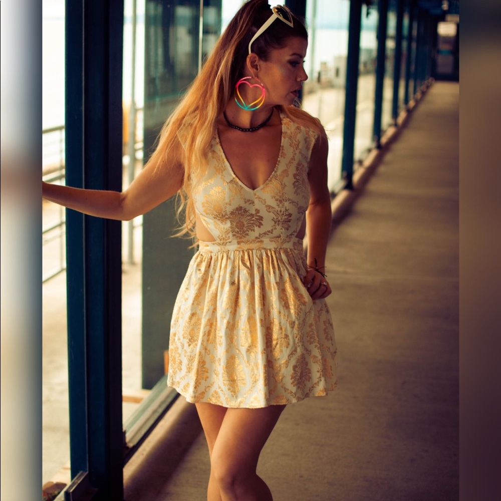 Tobi Cutout Cocktail Dress - no size listed